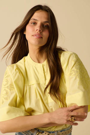 blouse met borduursels - lichtgeel