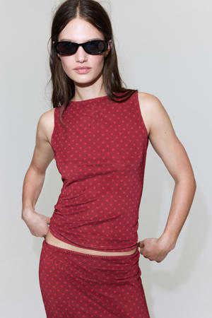top met stippen rood
