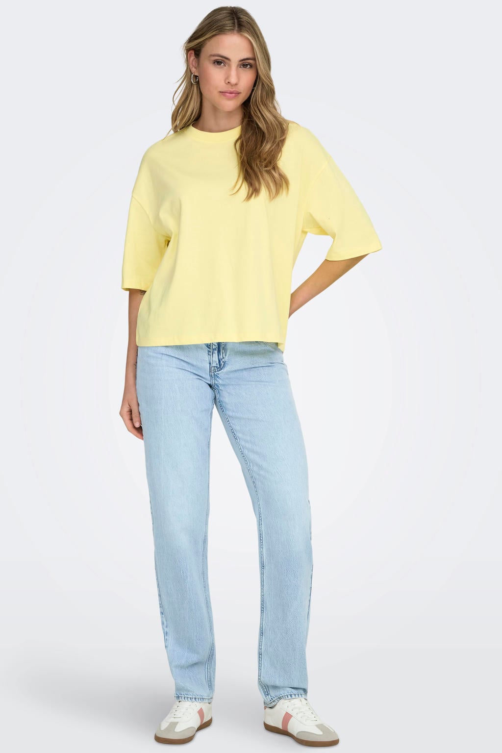 Gele dames ONLY T-shirt van katoen met effen, korte mouwen en ronde hals