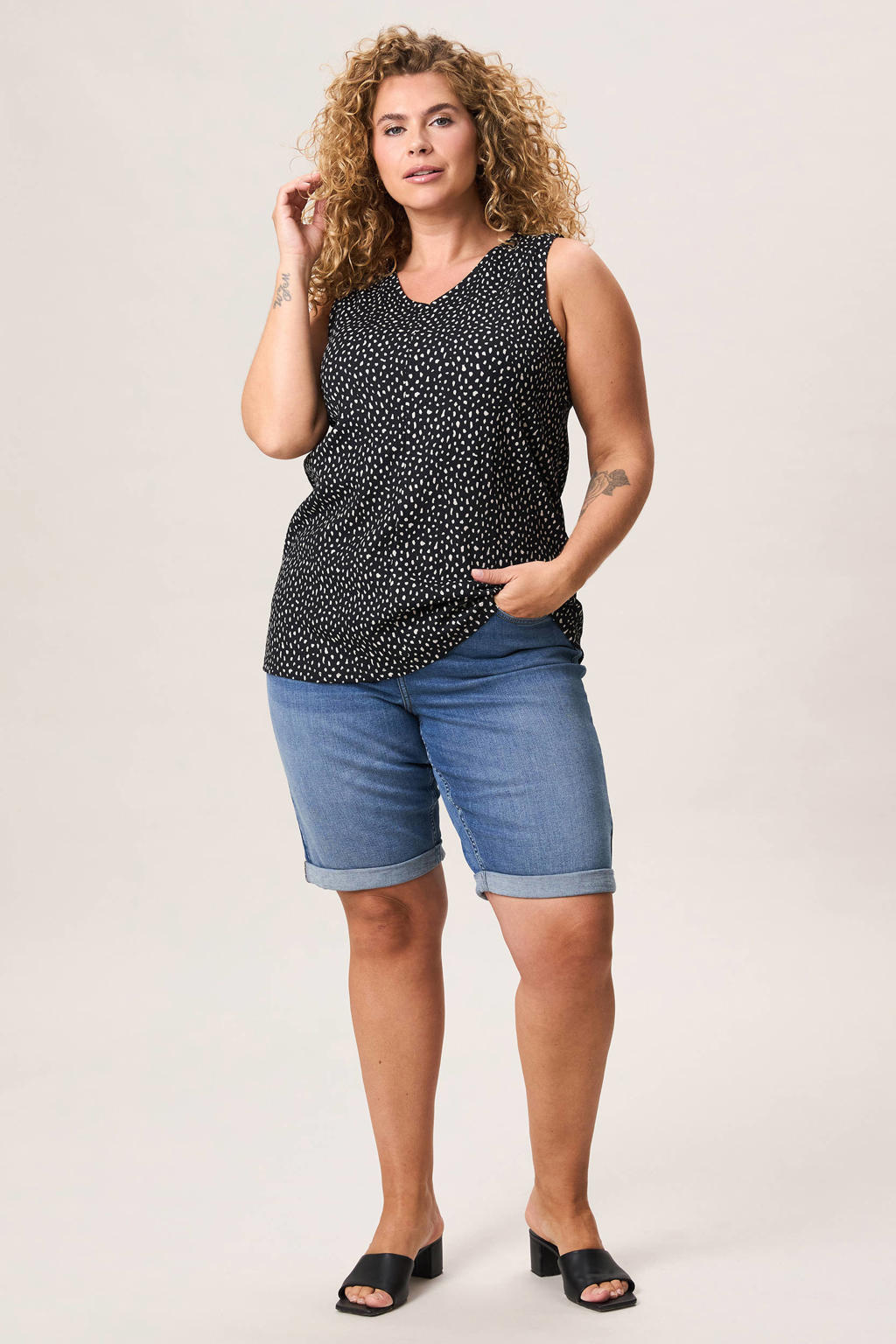 Zwarte dames Miss Etam Plus top met stippenprint