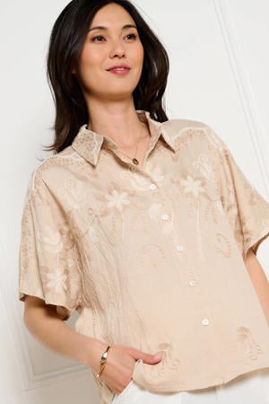 gebloemde broderie blouse - beige