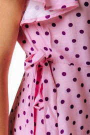 thumbnail: Colourful Rebel viscose korte wikkeljurk met stippen - lichtroze