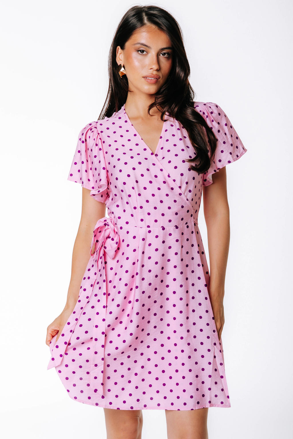 Colourful Rebel viscose korte wikkeljurk met stippen - lichtroze