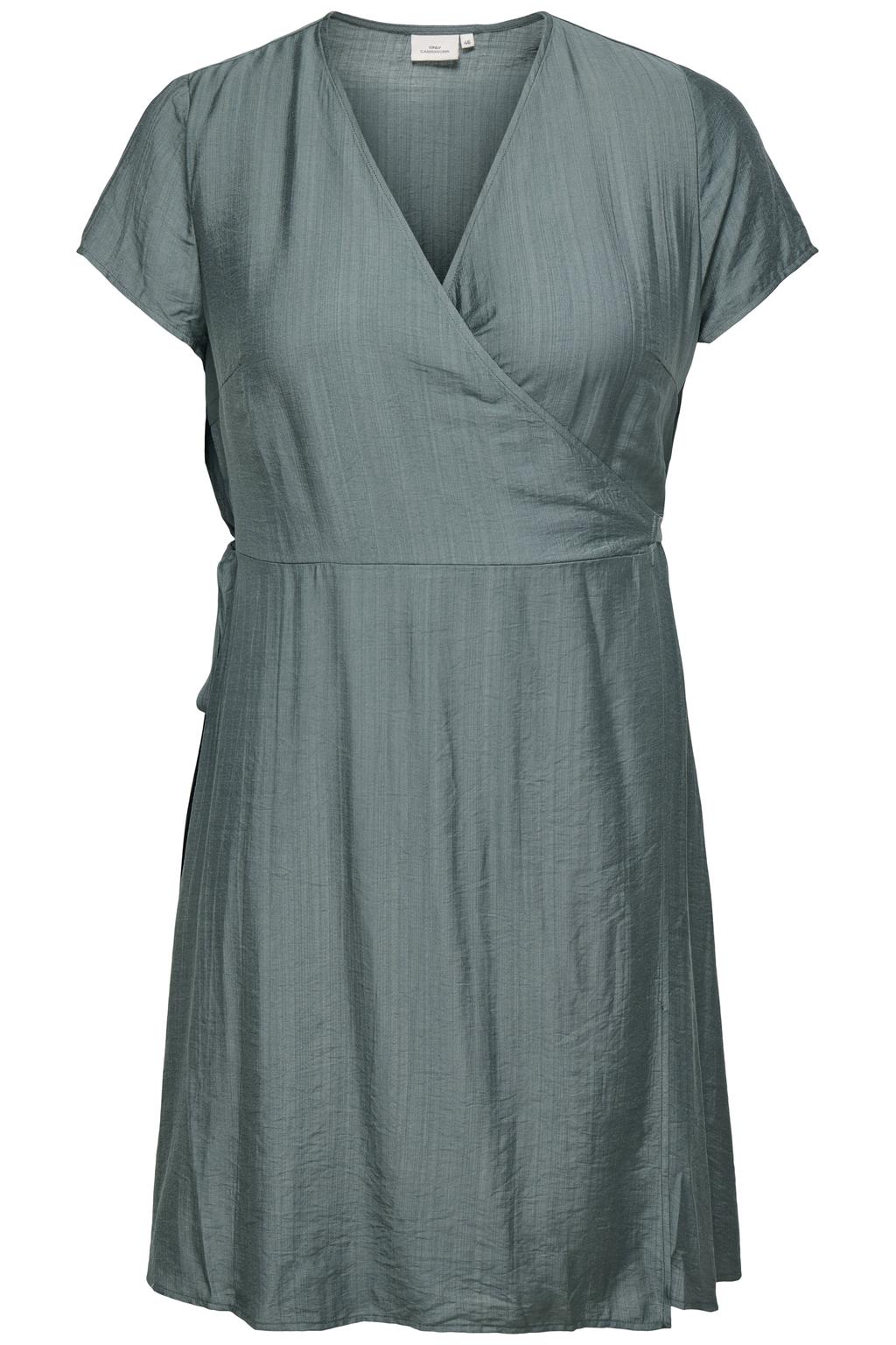 Groene dames ONLY CARMAKOMA wikkeljurk Plus Size van viscose met effen, korte mouwen en overslagkraag