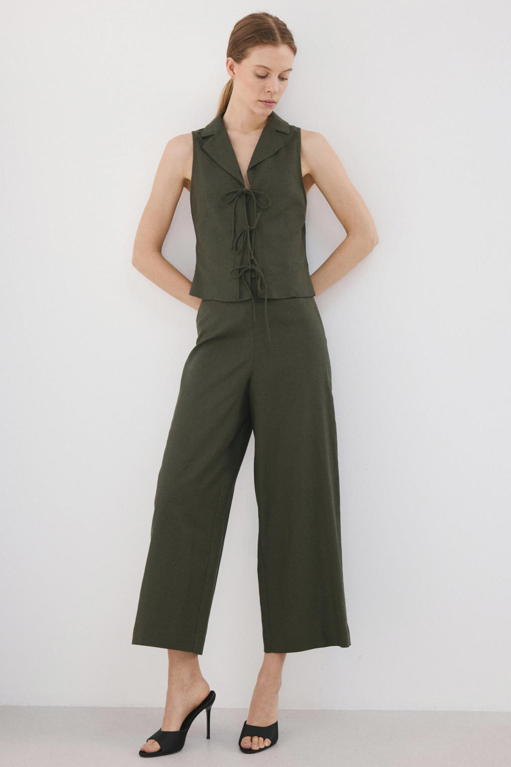 Kakikleurige dames Mango wide leg broek van viscose met ritssluiting en effen