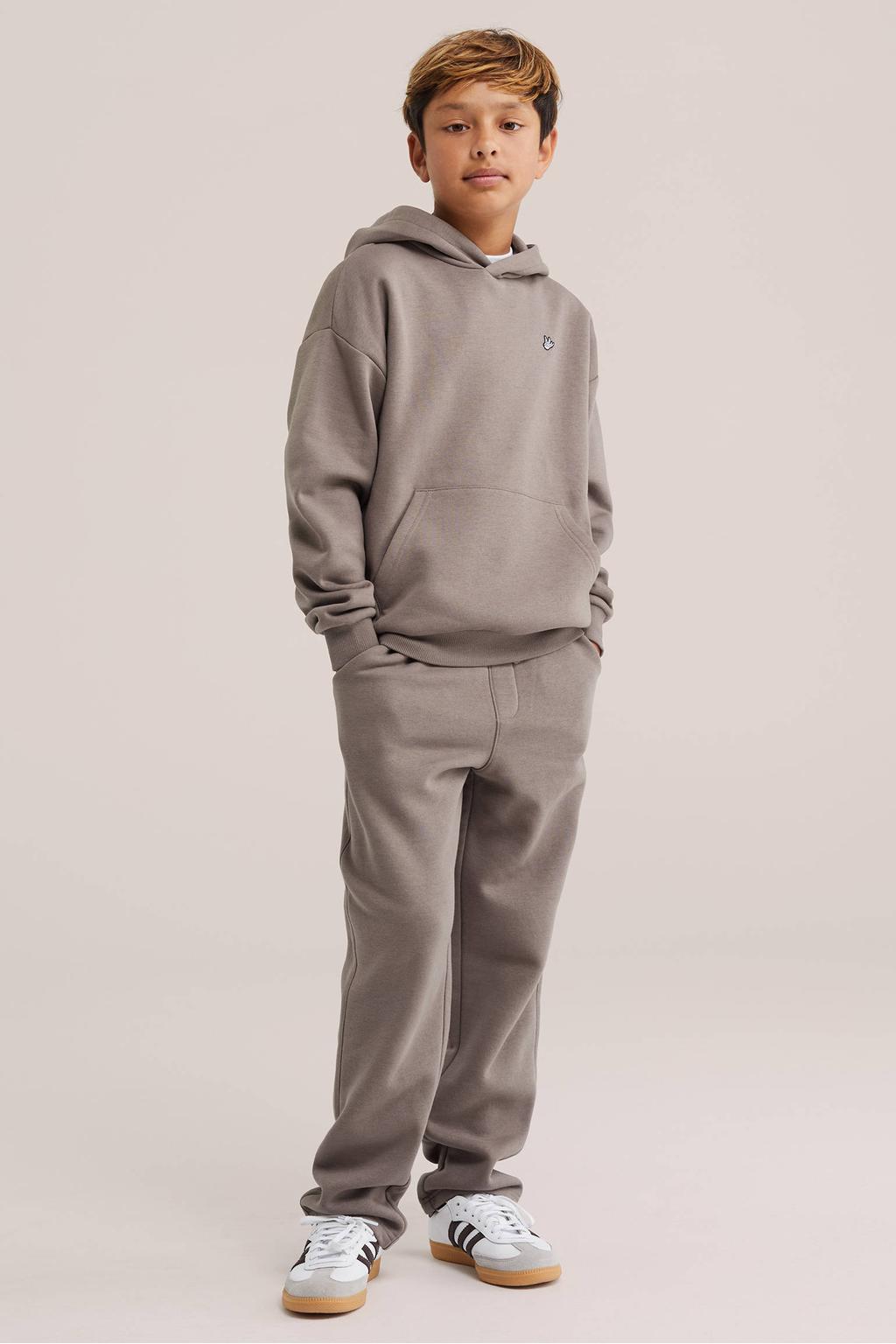 WE Fashion