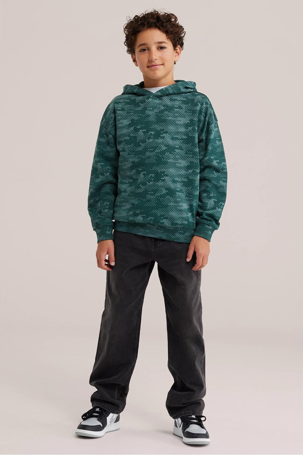 Groene jongens WE Fashion hoodie van sweat materiaal met lange mouwen en capuchon