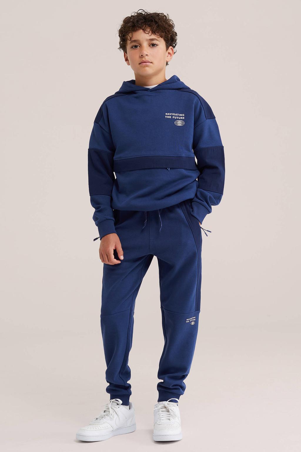 Blauwe jongens WE Fashion joggingbroek van katoen met elastische tailleband met koord en meerkleurige print