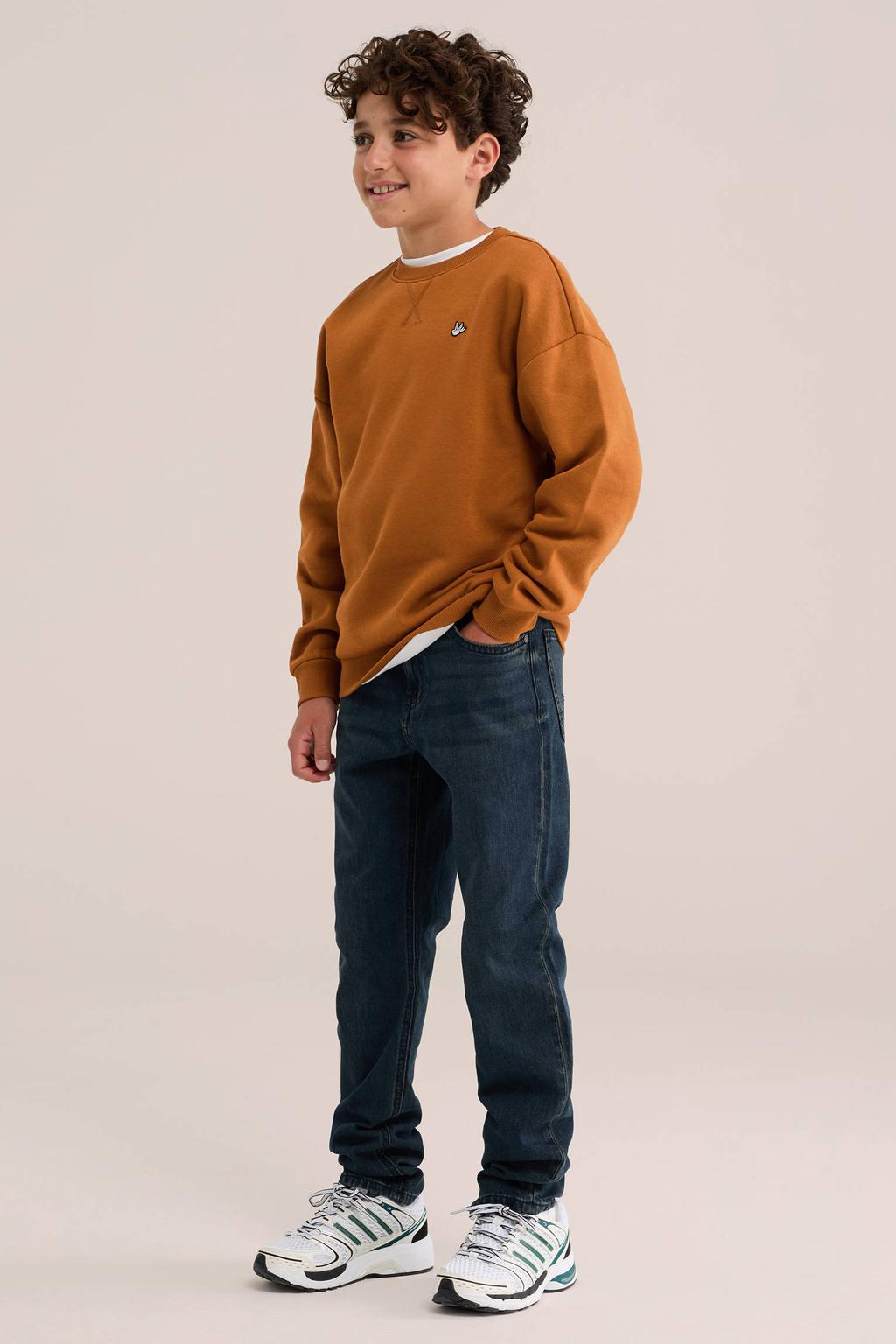 Donker oranje jongens WE Fashion sweater donkeroranje met effen, lange mouwen, ronde hals en geribde boorden