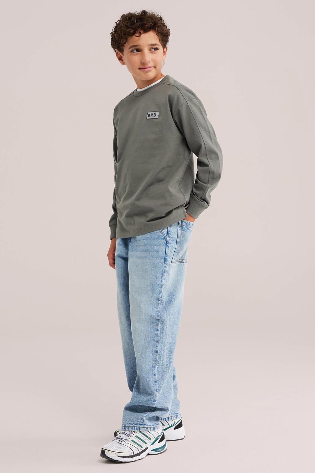 Grijze jongens WE Fashion junior longsleeve van katoen met effen, lange mouwen en ronde hals