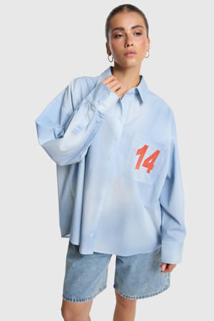oversized blouse met krijtstreep - lichtblauw