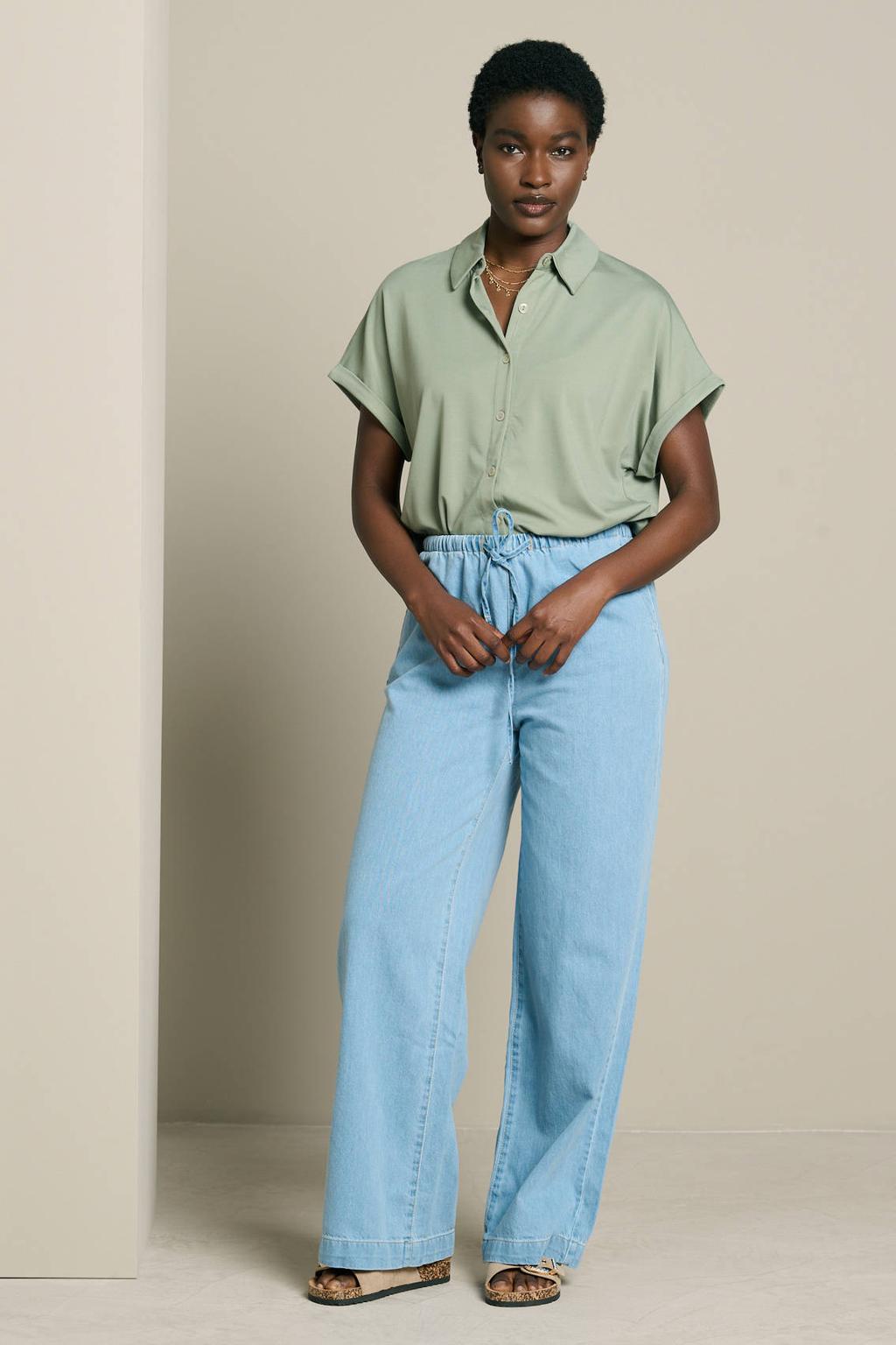 Medium blue denim dames LOLALIZA wide leg fit broek mediumblauw van katoen met elastische tailleband met koord en effen