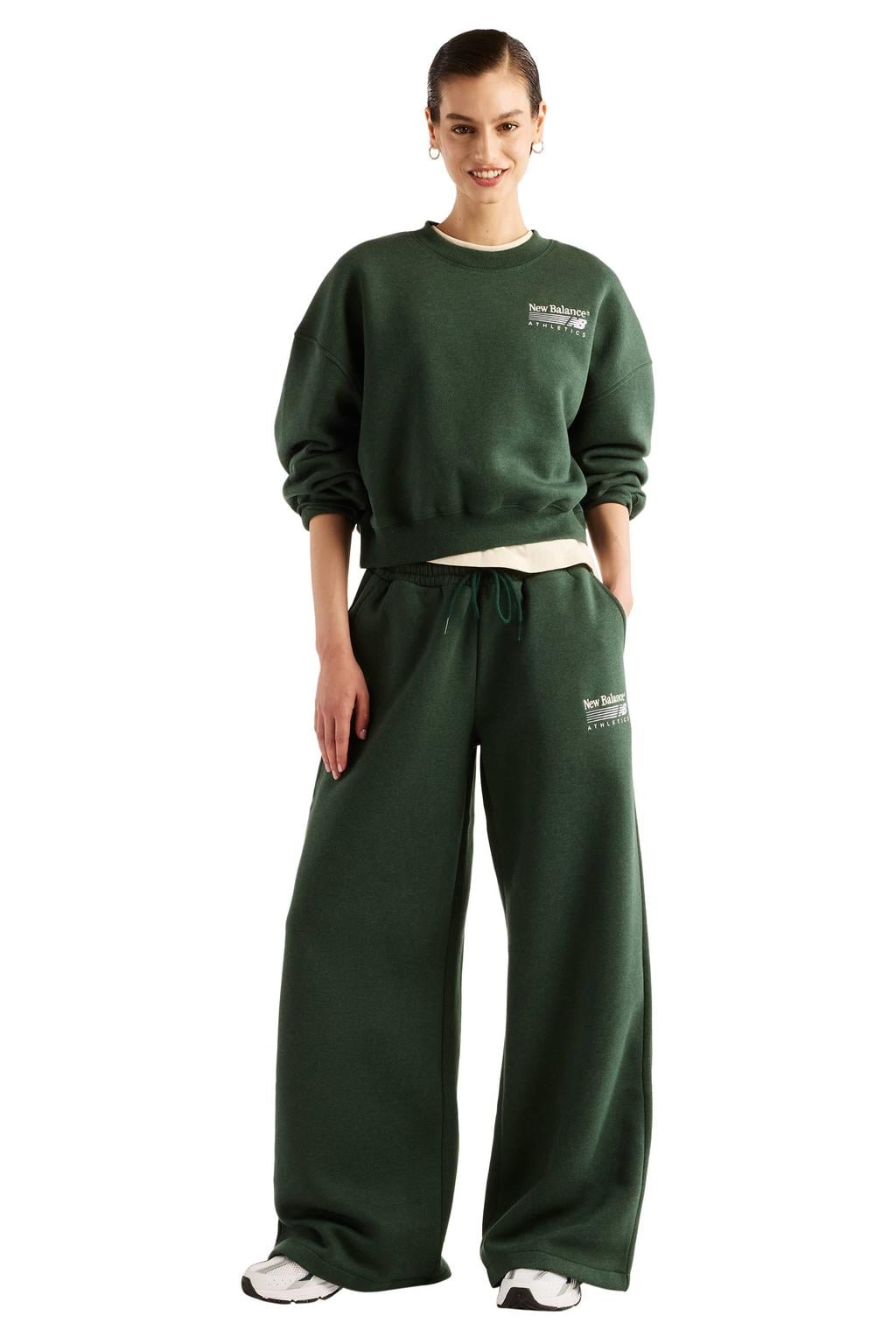 Donkergroene dames New Balance fleece wide leg joggingbroek met elastische tailleband met koord en effen