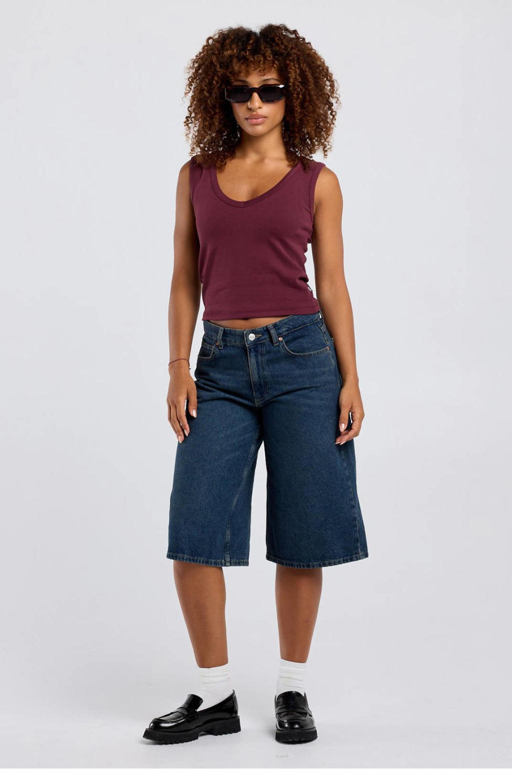 America Today top - donkerrood