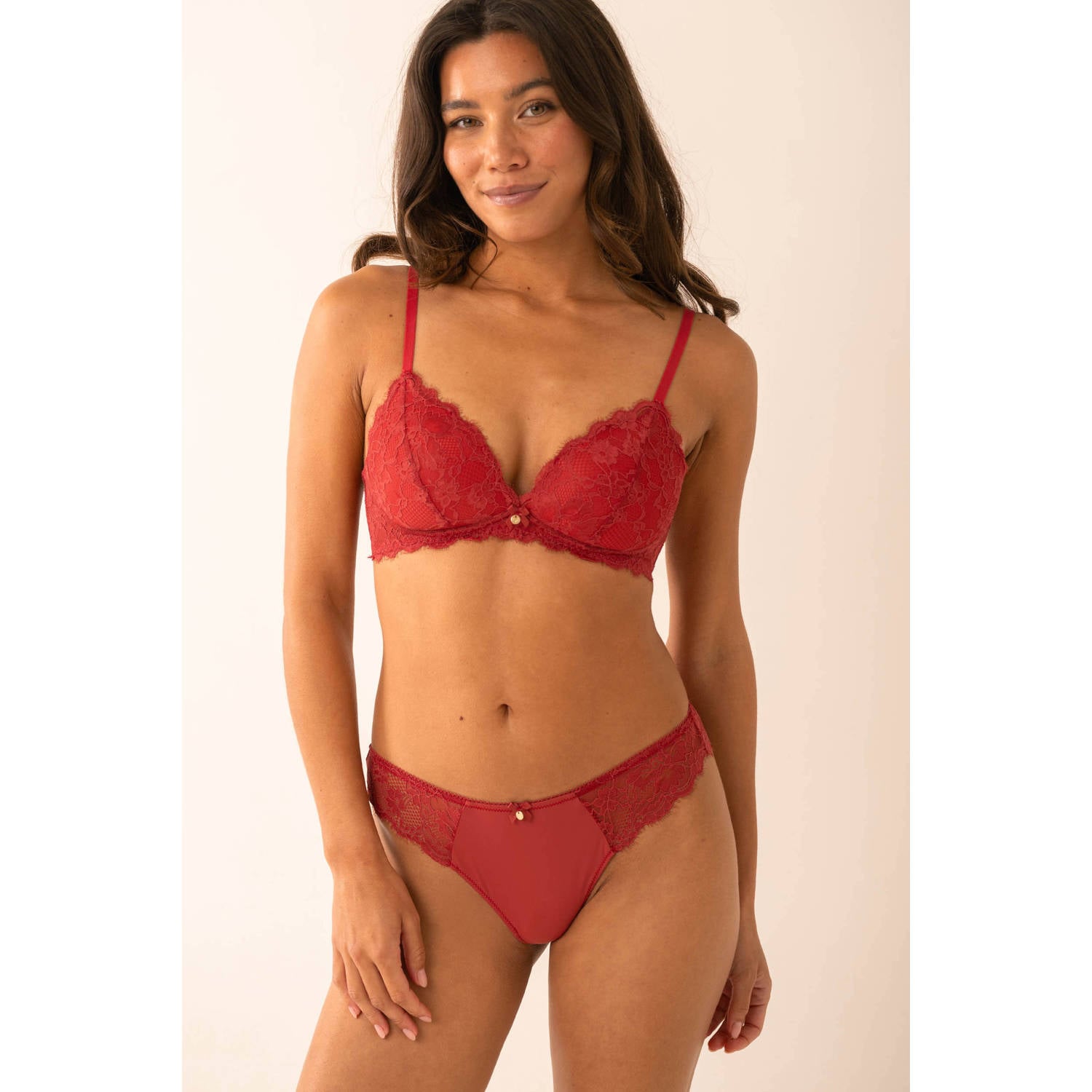 Sam Friday Vida brazilian string rood
