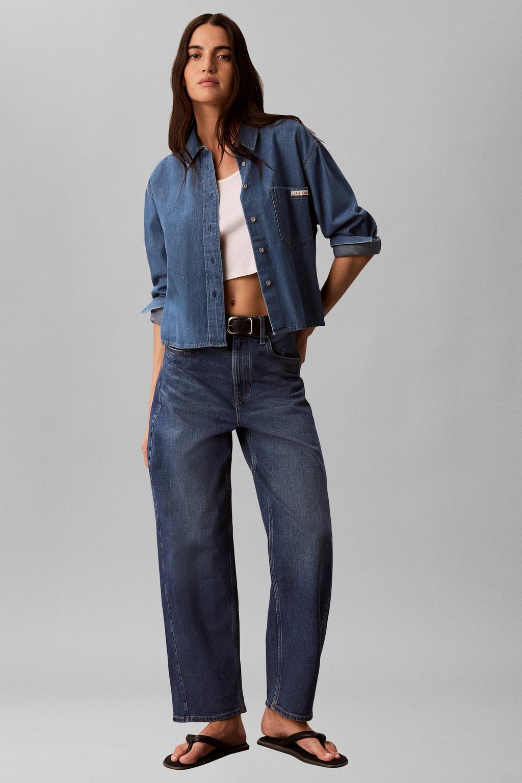 Medium blue denim dames CALVIN KLEIN JEANS blouse mediumblauw van katoen met effen, lange mouwen, klassieke kraag en knoopsluiting