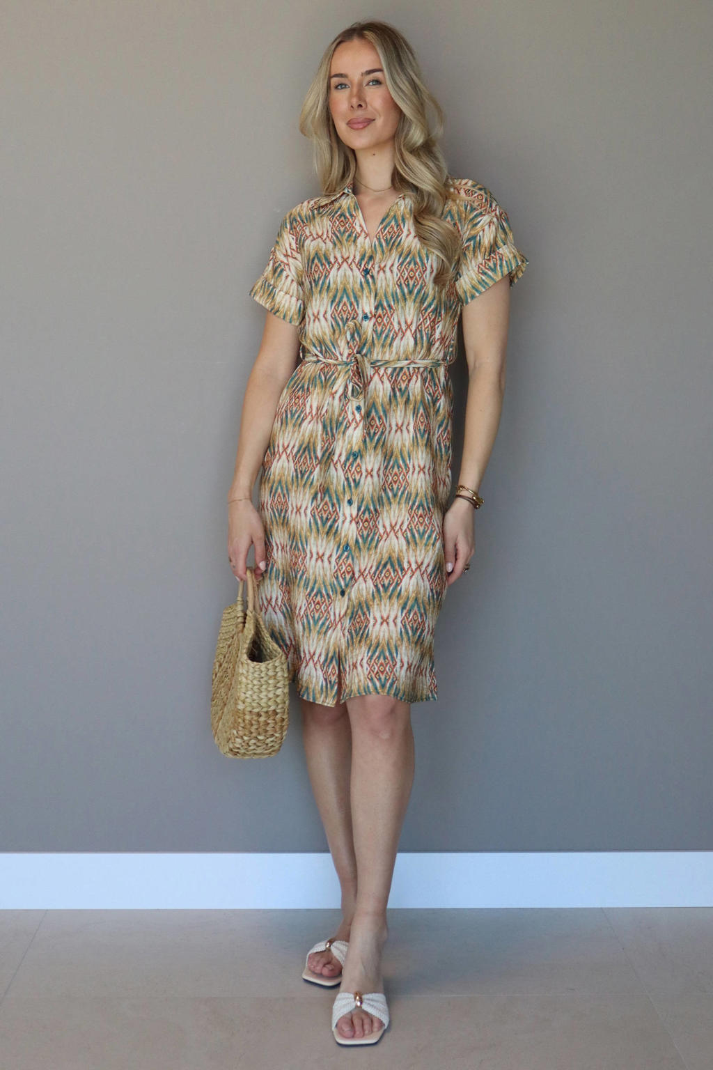 Groen en ecru dames Elvira Collections blousejurk van viscose met korte mouwen en klassieke kraag