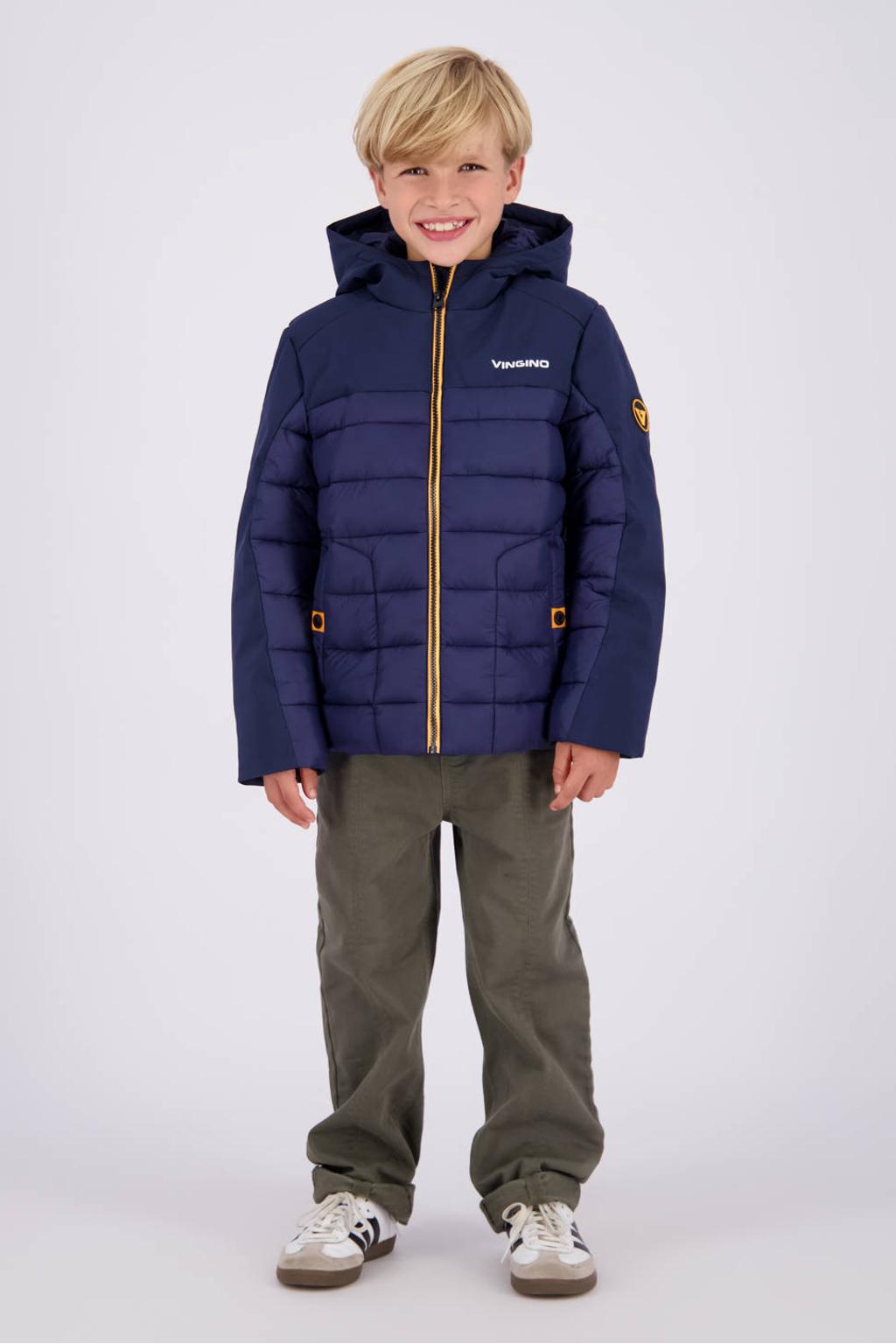 Donkerblauwe jongens Vingino gewatteerde winterjas van polyester met effen, lange mouwen, capuchon en ritssluiting
