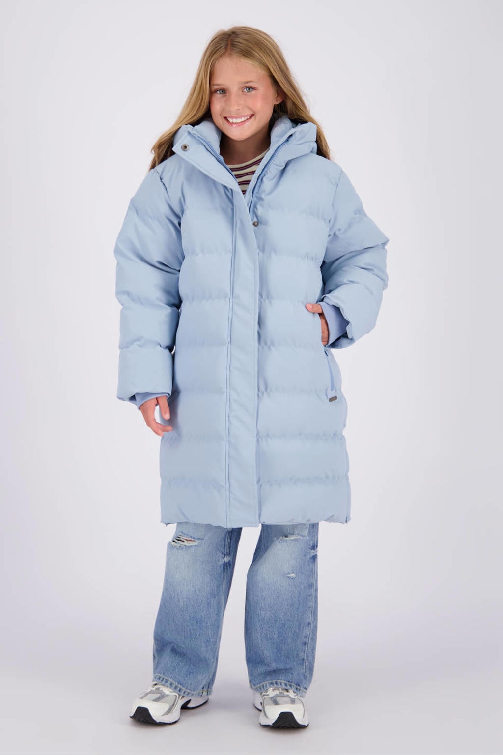 Lichtblauwe meisjes Vingino winterpufferjas van polyester met effen, lange mouwen, capuchon en rits- en drukknoopsluiting