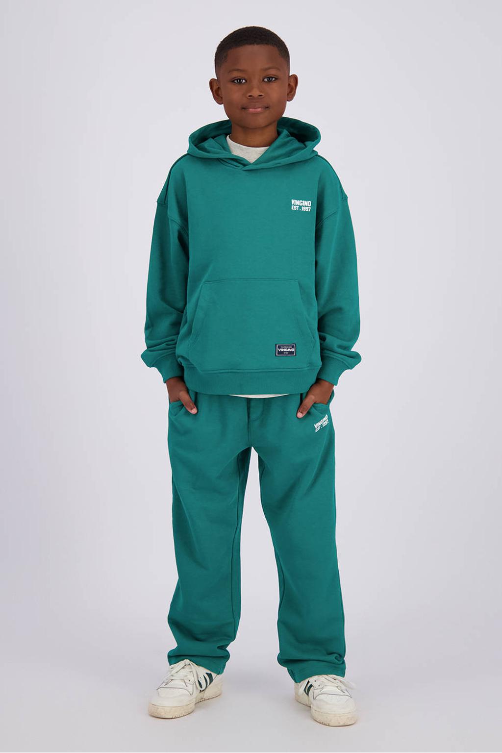 Donkergroene jongens Vingino sweat relaxed fit joggingbroek met regular waist, elastische tailleband met koord en tekst print