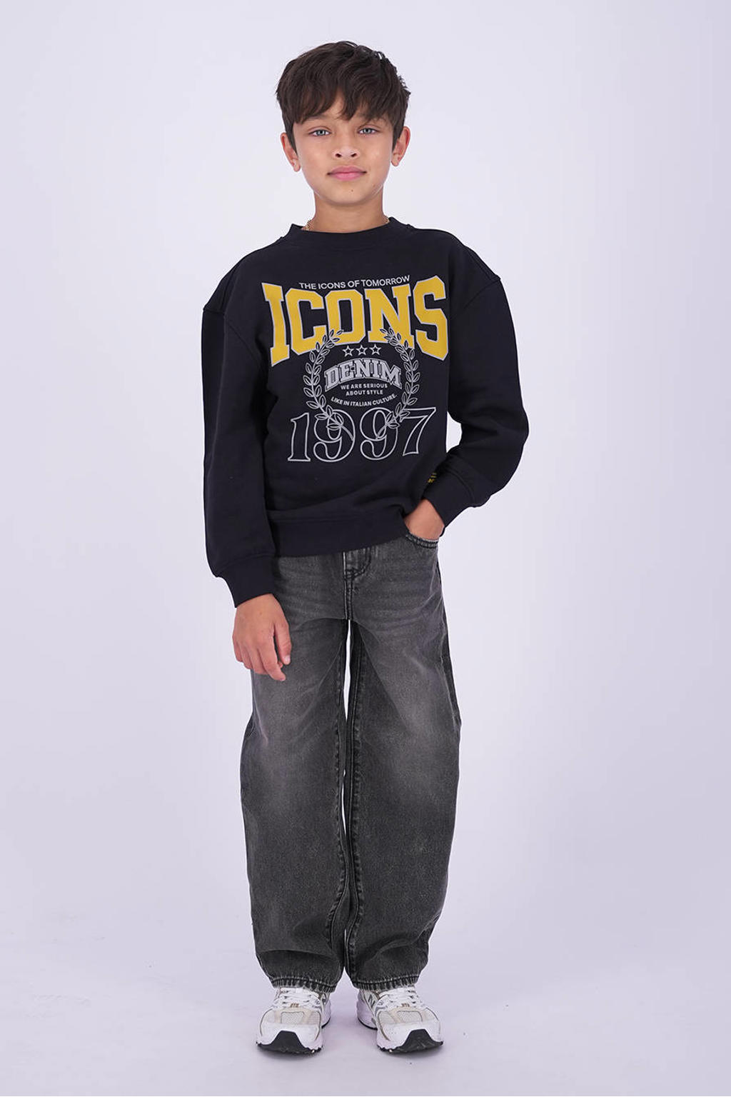 Grey denim jongens Vingino Kent baggy jeans van denim met regular waist, rits- en knoopsluiting en effen