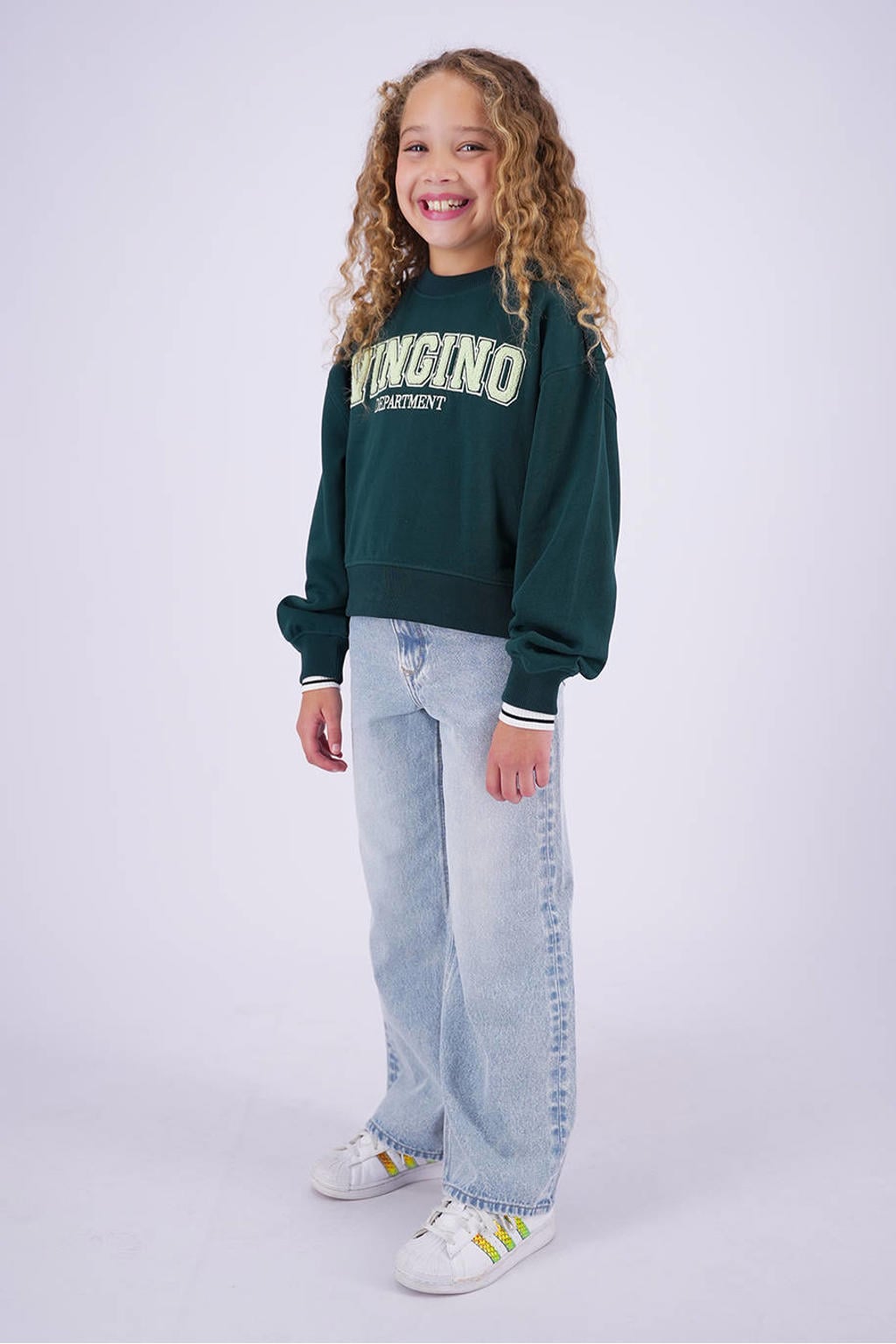 Light blue denim meisjes Vingino Cherry high waist wide leg jeans van denim met rits- en knoopsluiting en effen
