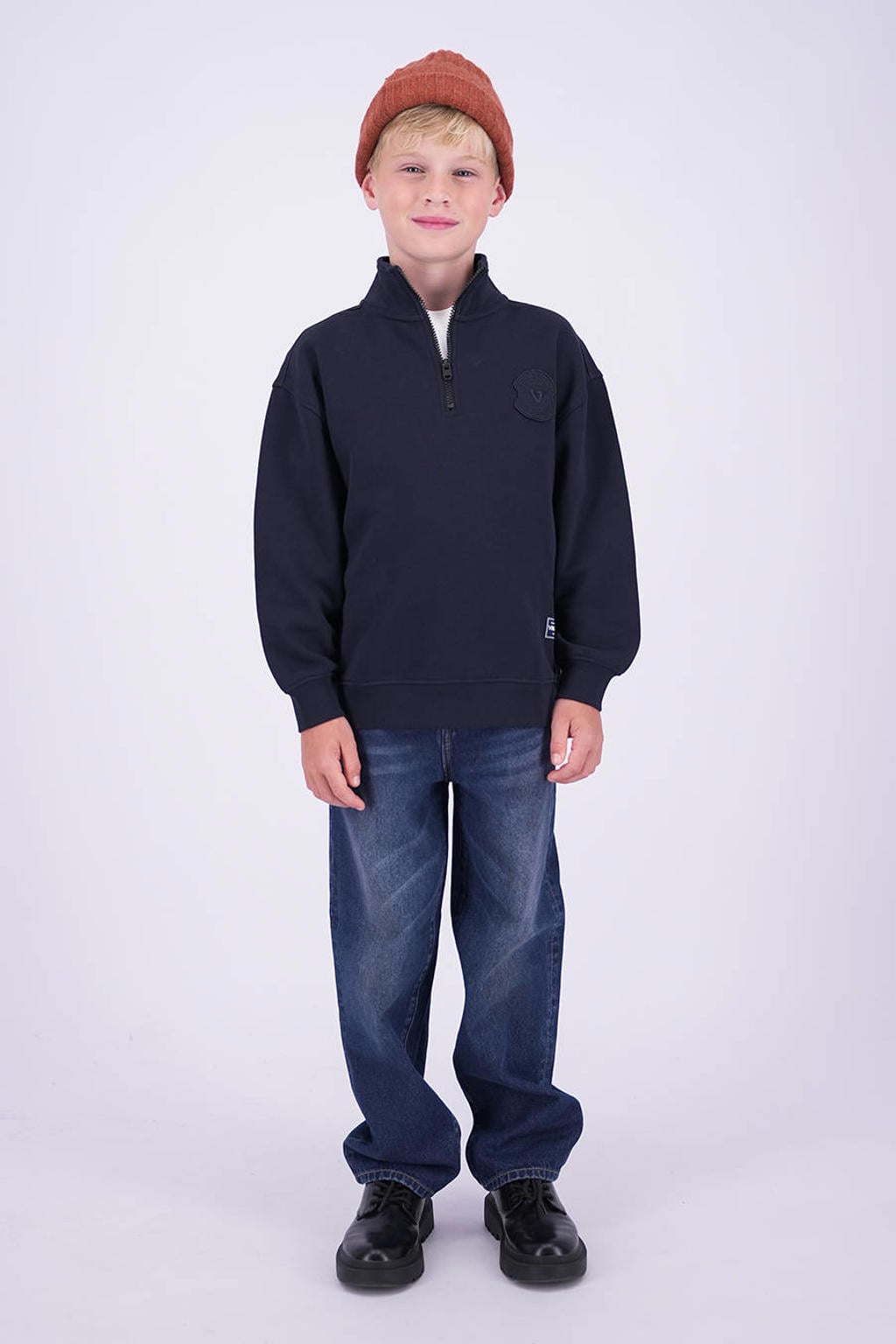 Dark blue denim jongens Vingino Kent baggy jeans dark blue van denim met rits- en knoopsluiting en effen