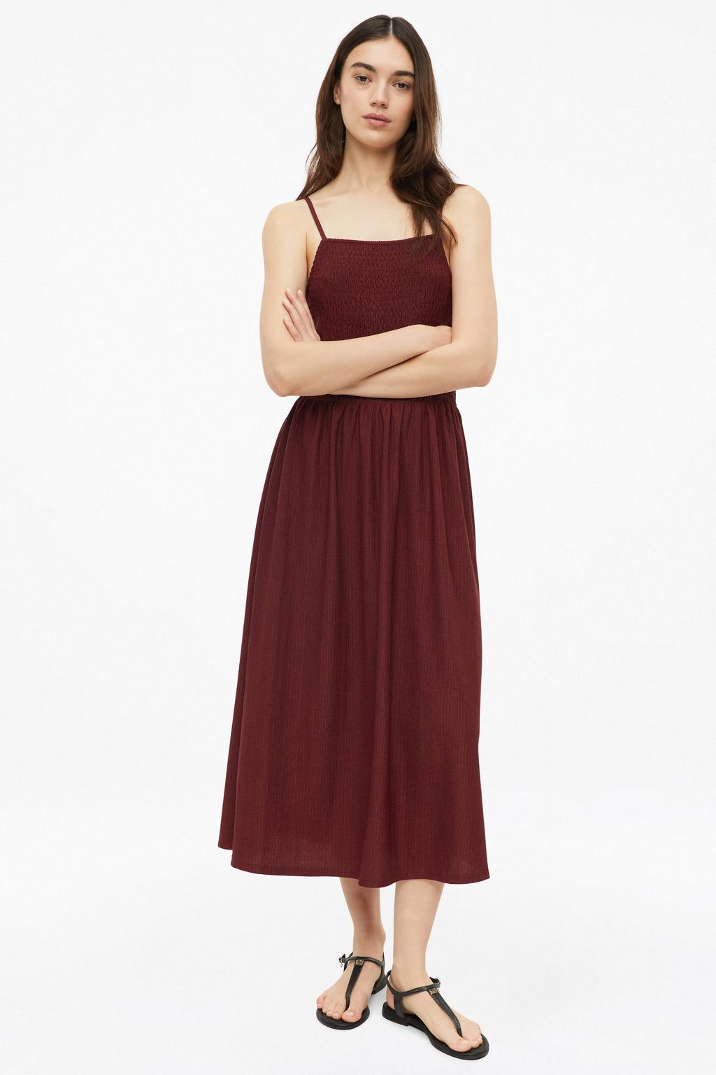 Donkerrode dames s.Oliver slim fit midi jurk van polyester met effen, spaghettibandjes en vierkante hals