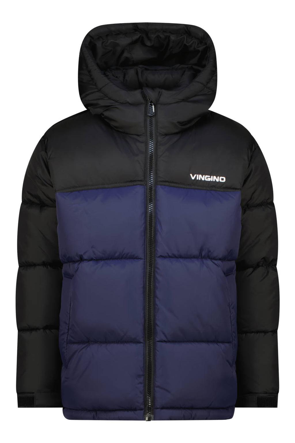 Donkerblauw en zwarte jongens Vingino gewatteerde winterjas van polyamide met meerkleurige print, lange mouwen, capuchon en ritssluiting