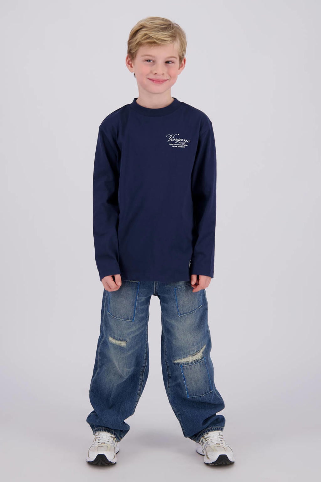 Donkerblauwe jongens Vingino longsleeve van katoen met lange mouwen en ronde hals