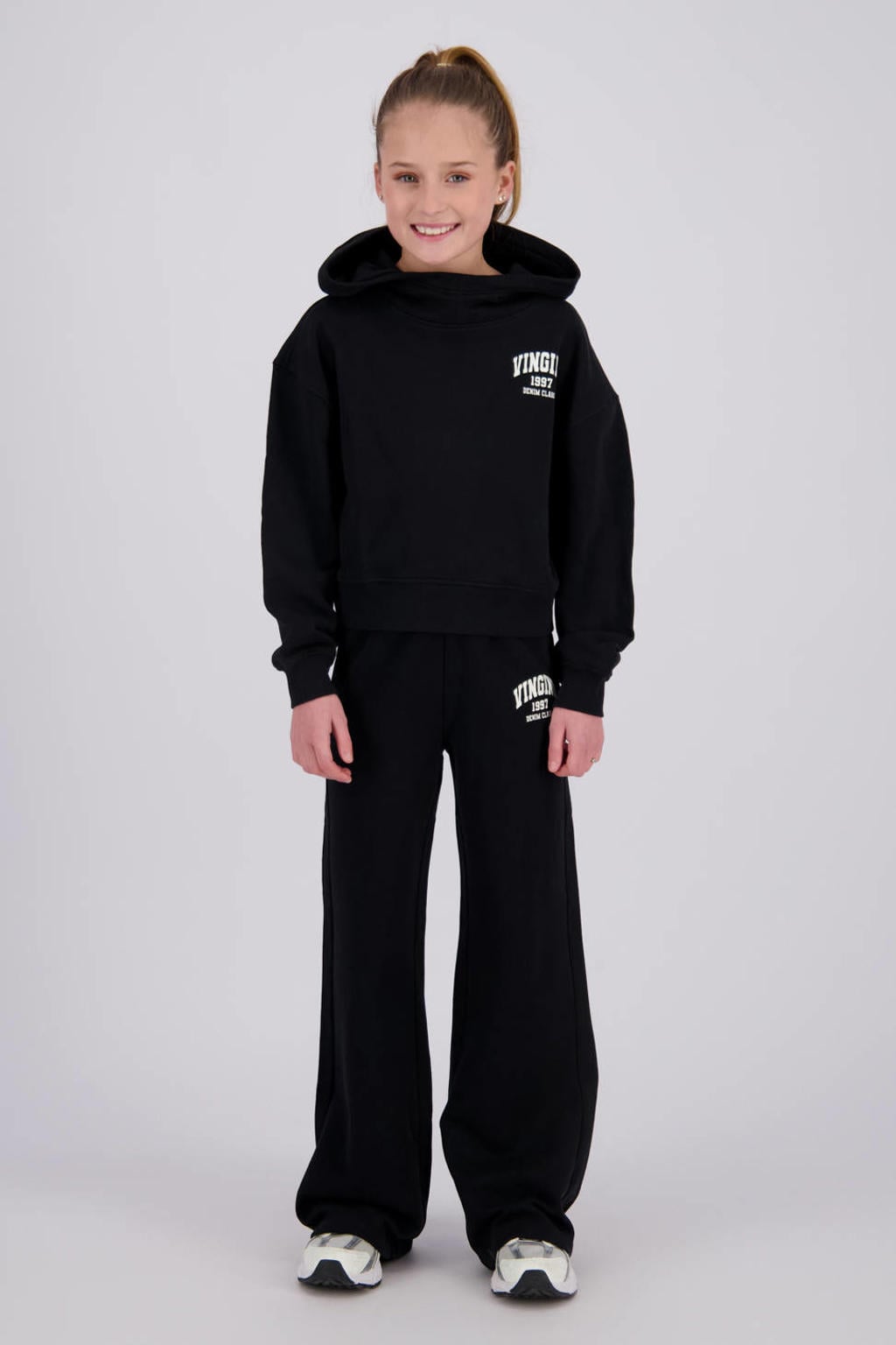 Zwarte meisjes Vingino wide leg sweatpants met high waist en logo dessin