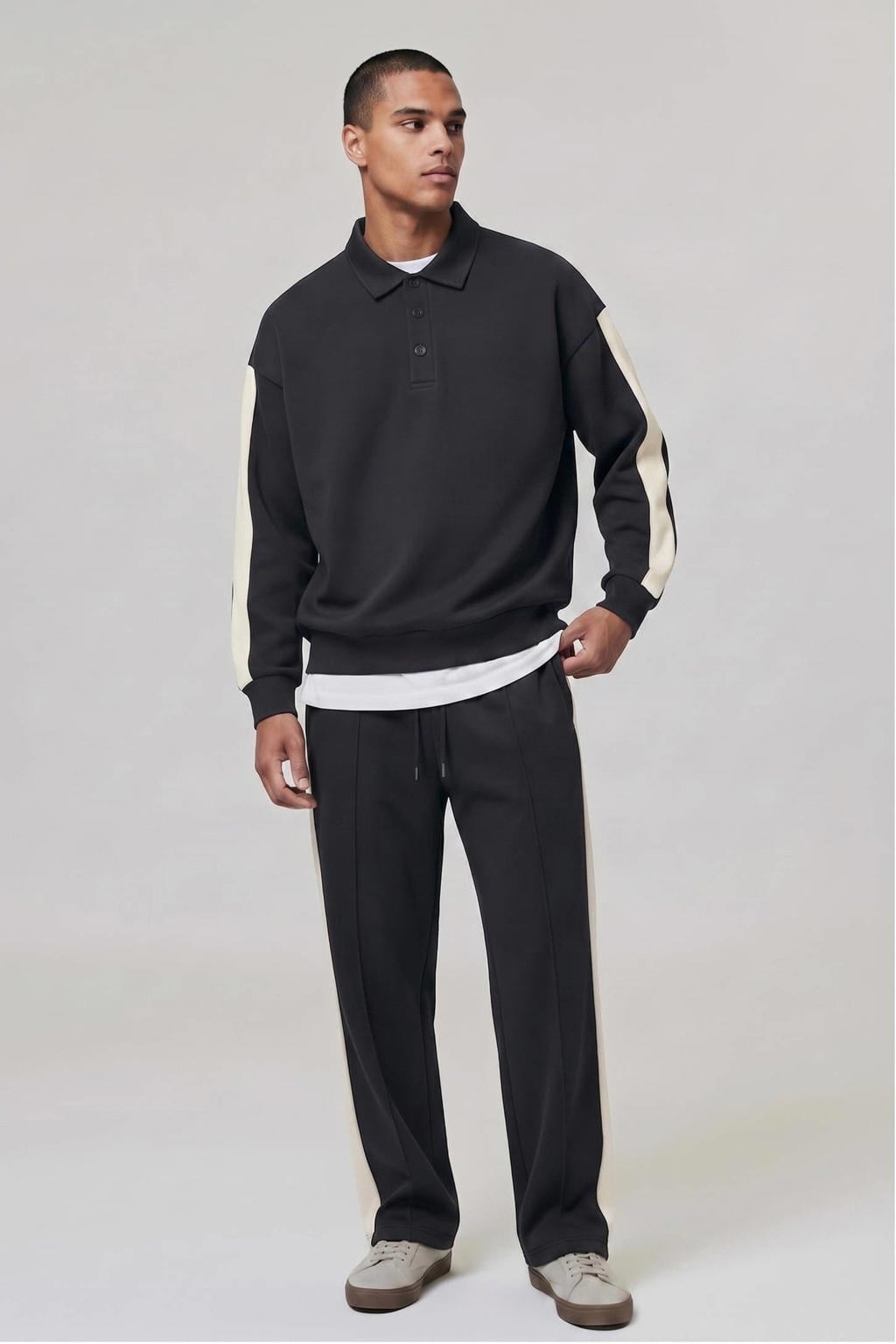 Urban Classics relaxed fit gestreepte sweater - zwart