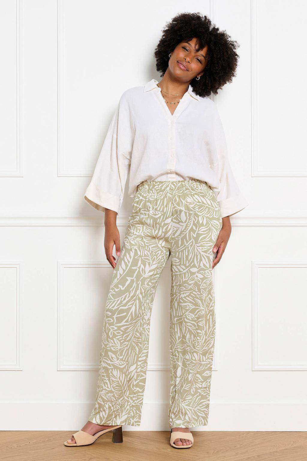 Lichtgroen en witte dames LOLALIZA straight fit gebloemde broek van viscose met elastische tailleband