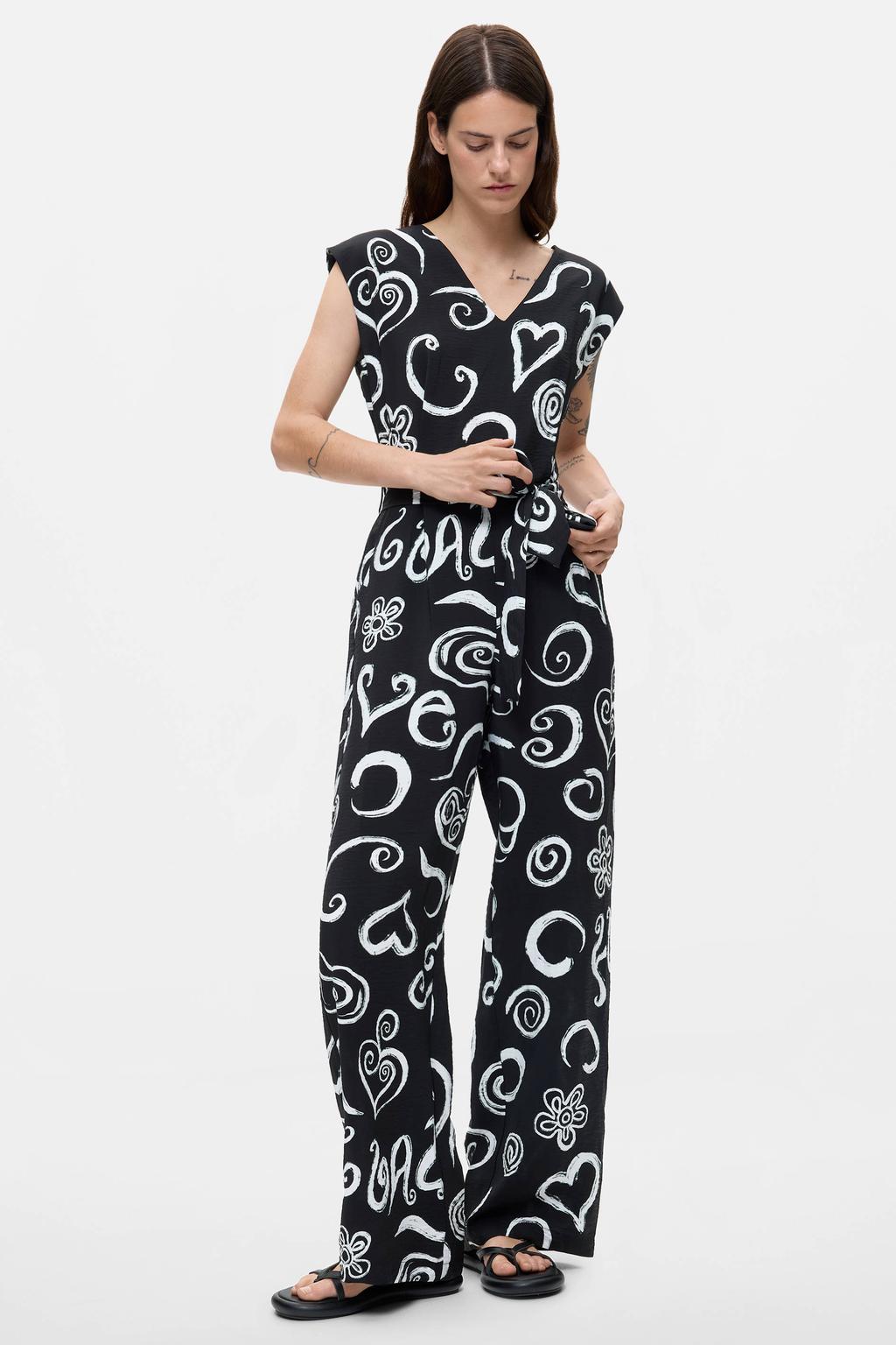 Zwart en witte dames Desigual viscose jumpsuit met elastische tailleband