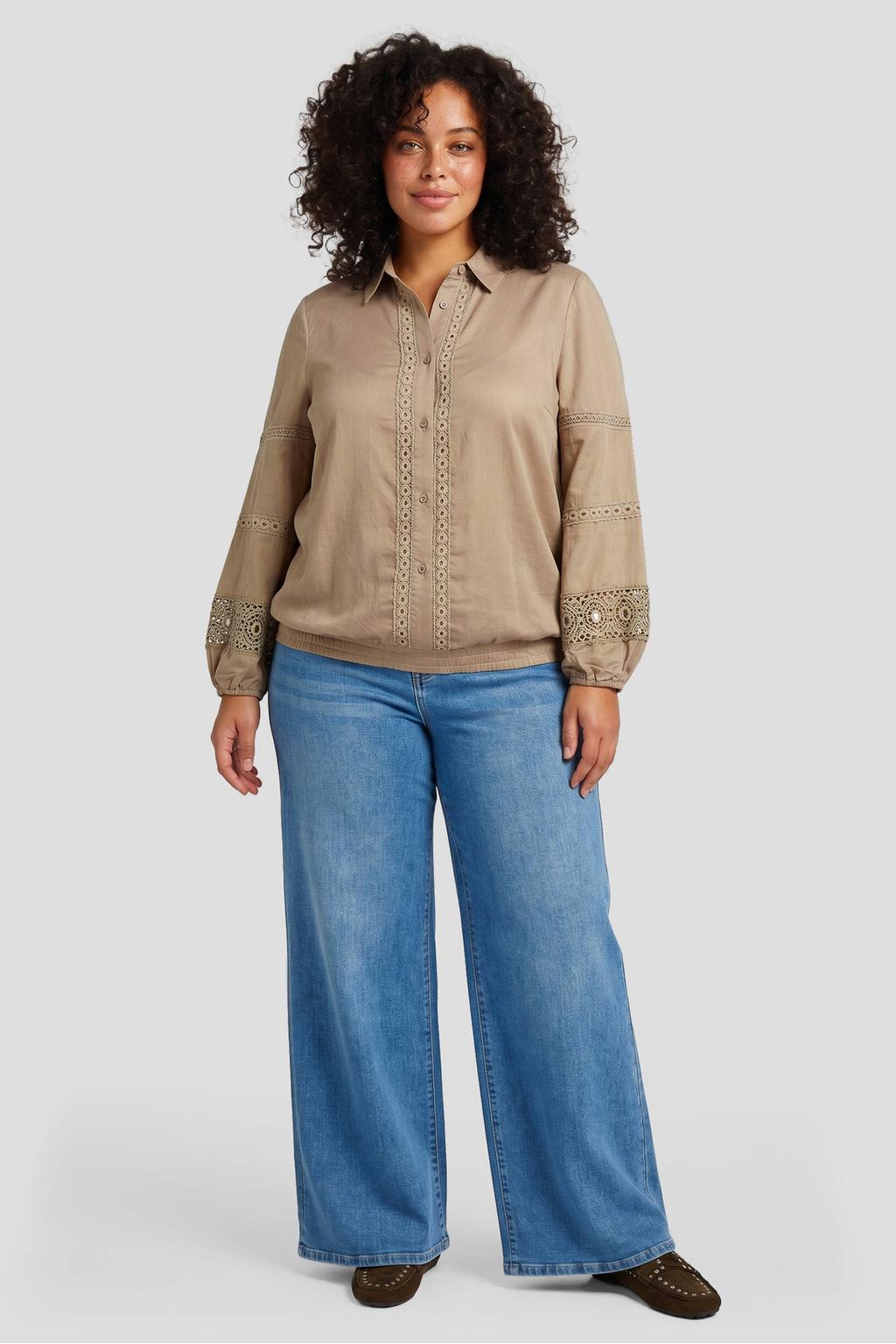 Lichtbruine dames Exxcellent blouse Plus Size van polyester met effen, lange mouwen, klassieke kraag, knoopsluiting en open detail
