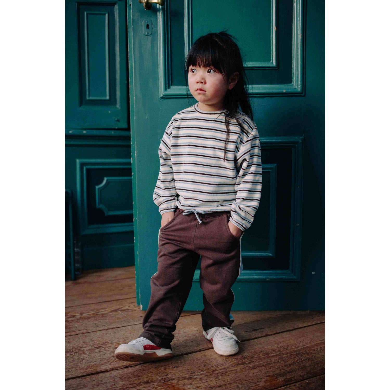 Riffle Amsterdam fluwelen gestreepte sweater ecru bruin lichtblauw