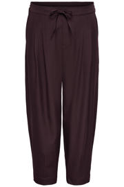 thumbnail: ONLY CARMAKOMA Carveras Hw Barrel Tailored Pant Tlr broek Plus Size - donkerrood