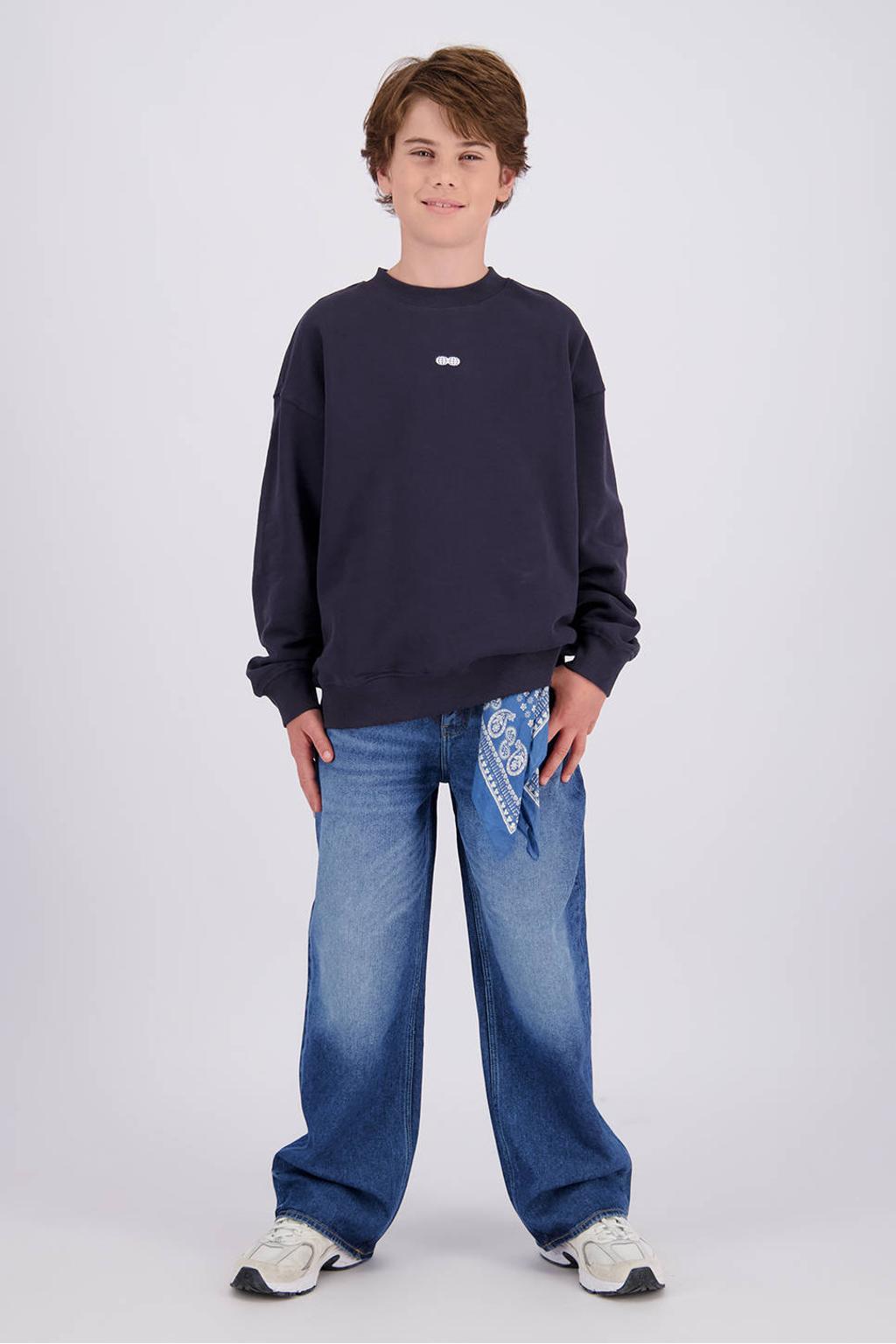 Medium blue denim jongens Raizzed Juarez baggy jeans mediumblauw van denim met regular waist, rits- en knoopsluiting en effen