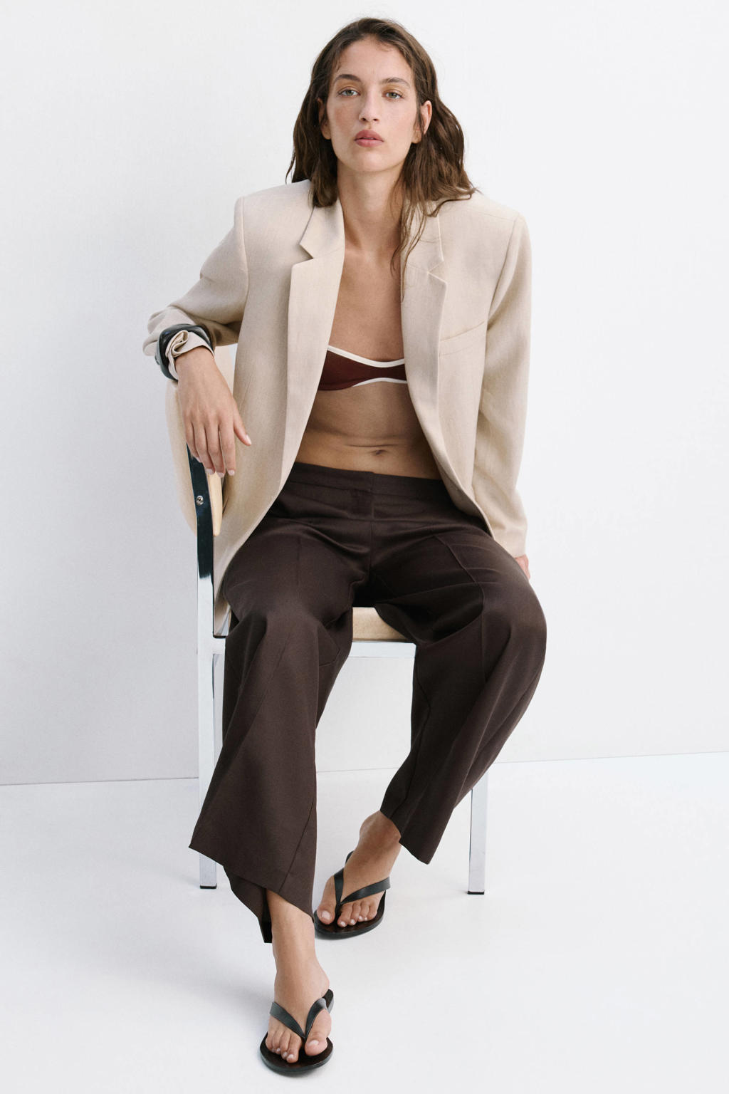Donkerblauwe dames Mango regular waist wide leg broek van lyocell met rits, haak- en knoopsluiting en effen
