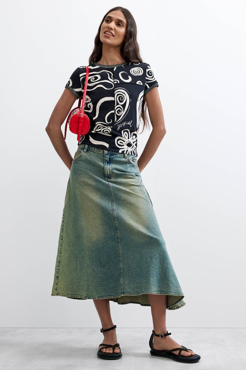 Zwart en witte dames Desigual T-shirt van katoen met korte mouwen en ronde hals