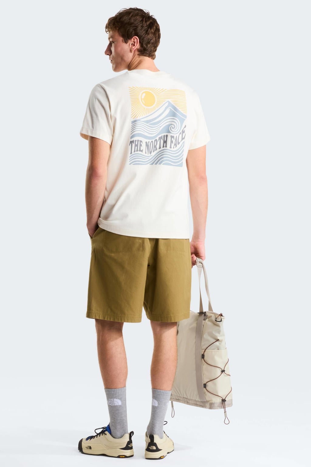 Witte heren The North Face ountain Escape T-shirt van katoen met backprint, korte mouwen en ronde hals