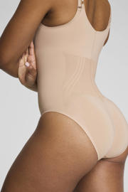 thumbnail: SPANXsculpt™ GoFigure Open Bust Bodysuit niet-voorgevormde sterk corrigerende body - lichtbeige