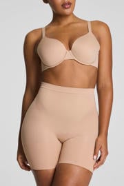 thumbnail: SPANXsculpt™ GoFigure seamless sterk corrigerende Mid Thigh short - lichtbeige