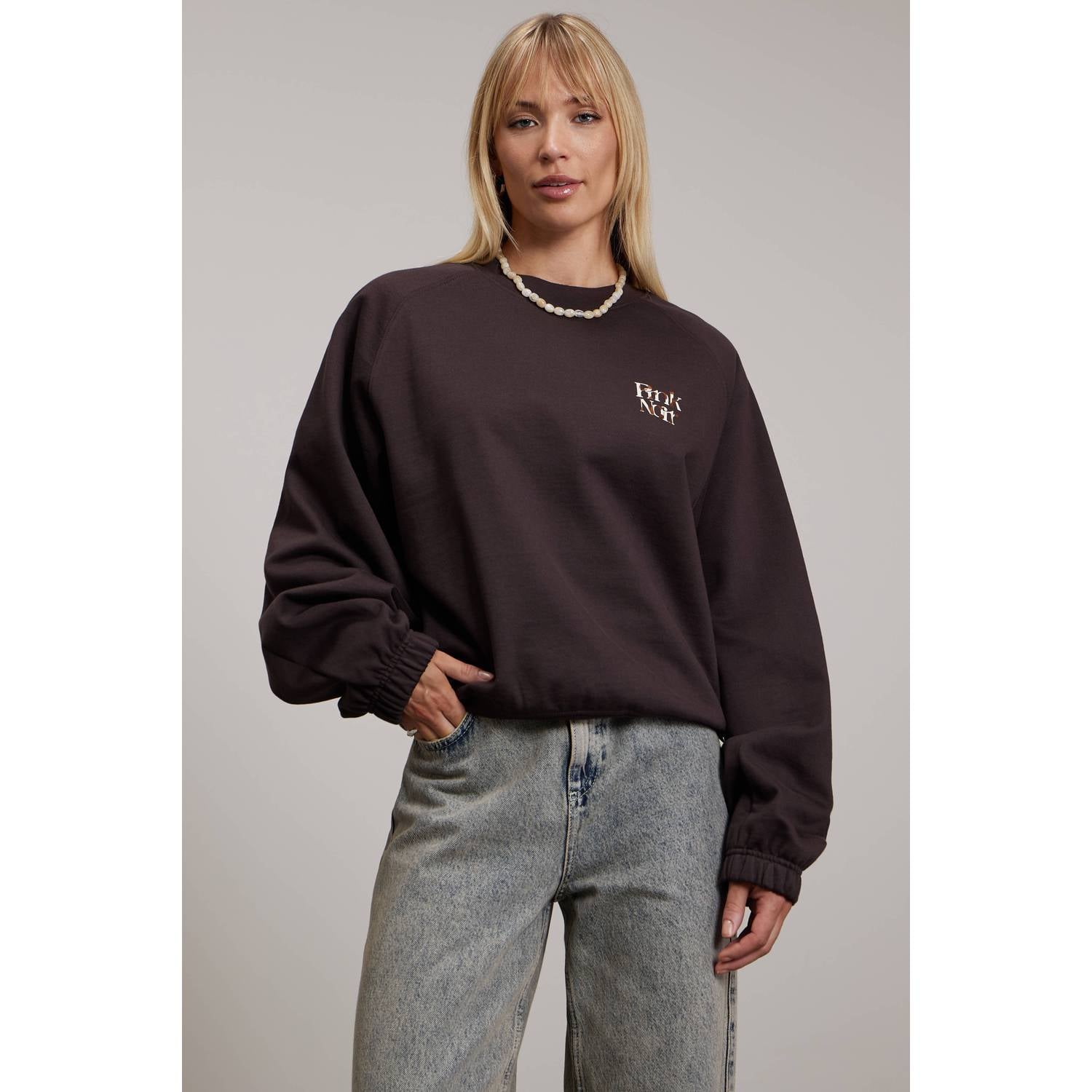 Pink Noir katoenen sweater met backprint bruin