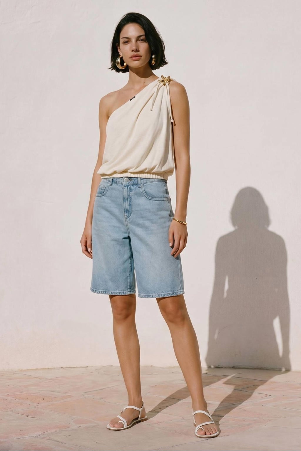Ecru dames VERO MODA aansluitende top van modal met effen, one shoulder en geweven detail