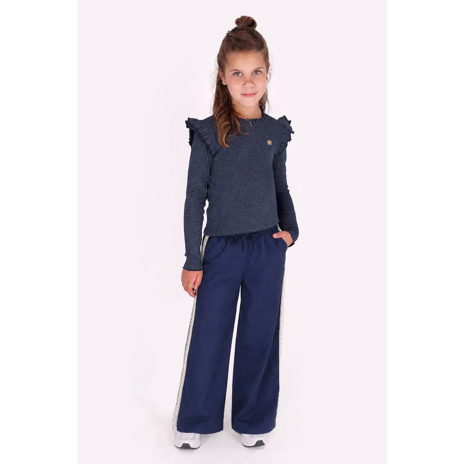 B.Nosy aansluitende longsleeve met ruches donkerblauw