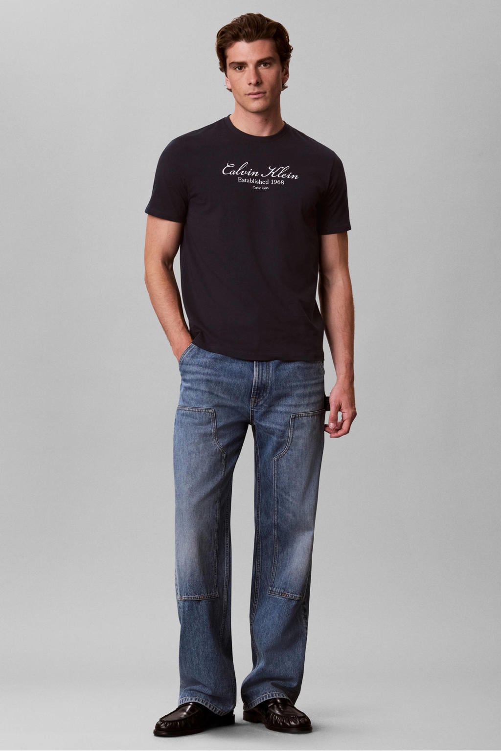 Donkerblauwe heren CALVIN KLEIN JEANS regular fit T-shirt van katoen met korte mouwen en ronde hals