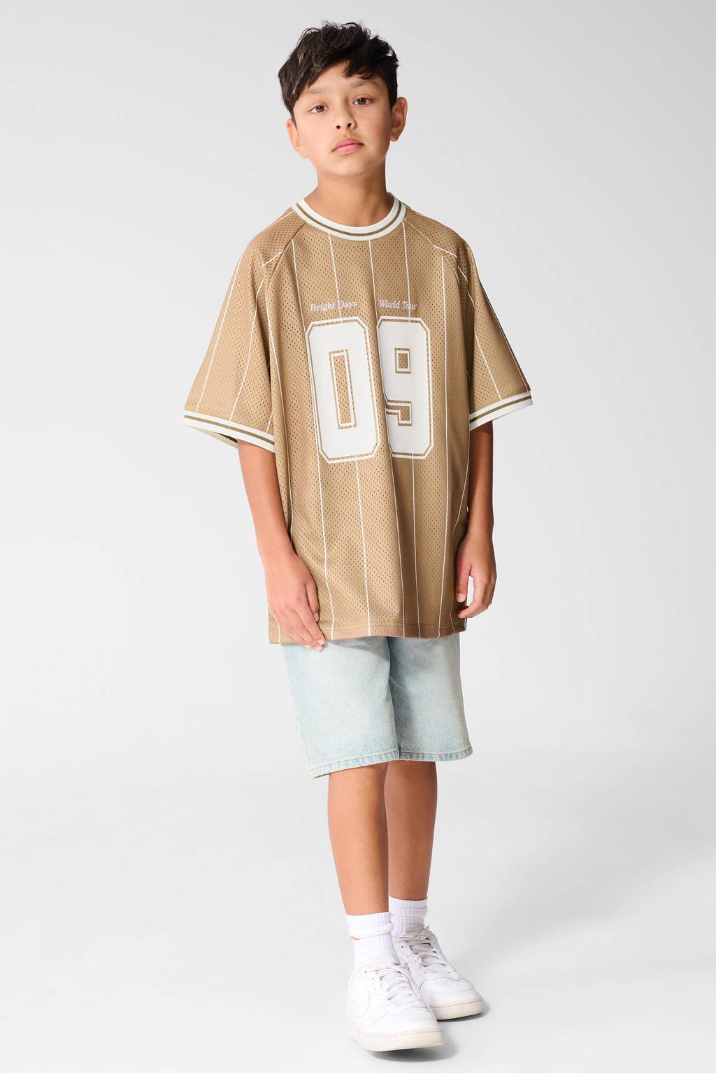Bruine jongens Shoeby oversized gestreept T-shirt van polyester met korte mouwen, ronde hals en mesh