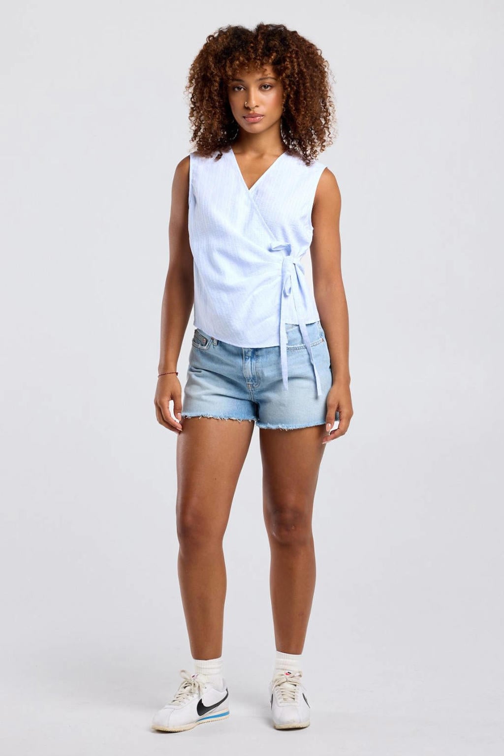 America Today gestreepte top met overslagdetail - blauw