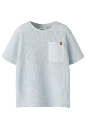 rechtvallend T-shirt met textuur - lichtblauw